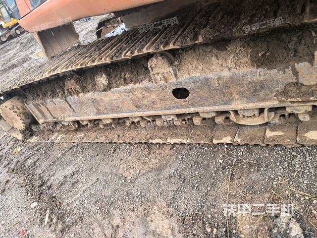 右側(cè)行走馬達蓋板（行走機構(gòu)）