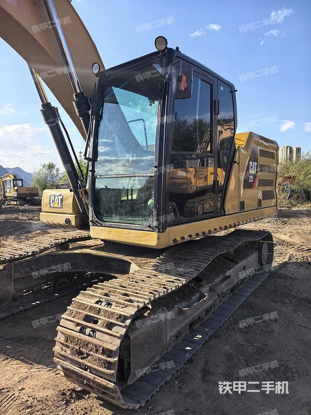 驾驶室整体（整机外观）