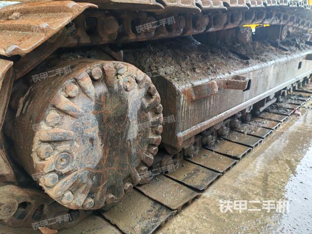 单侧履带整体（整机外观）