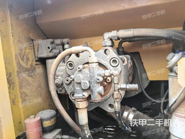 電瓶（大件艙室）