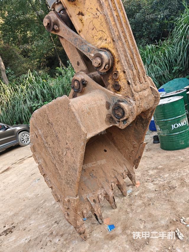 大臂根部?斜視（工作和回轉(zhuǎn)裝置）