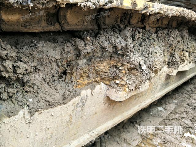 右侧履带整体（行走机构）