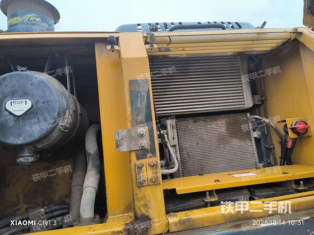 散熱器正面（大件艙室）