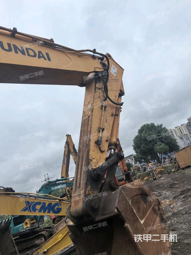 大臂整體?右側(cè)（工作和回轉(zhuǎn)裝置）