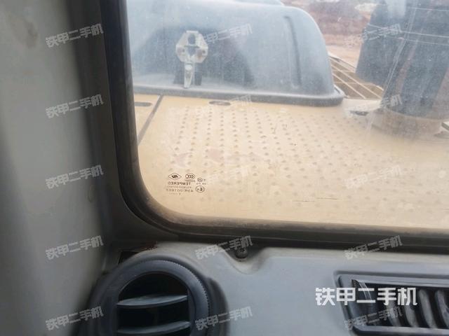 駕駛室正側(cè)（駕駛室部分）