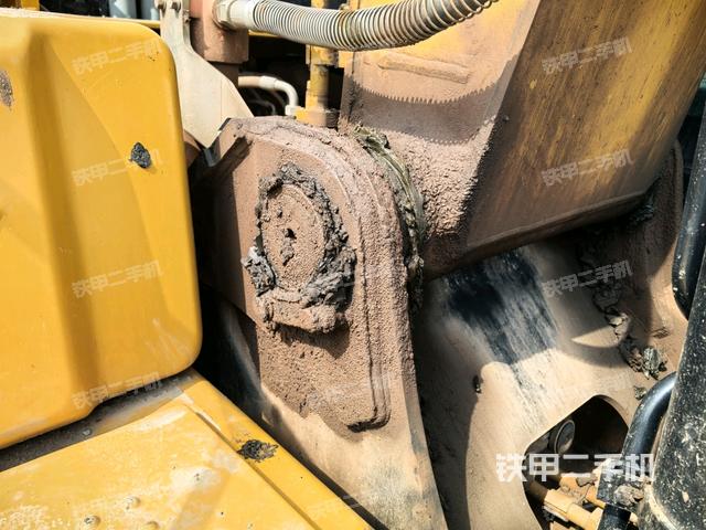 大臂根部?斜視（工作和回轉(zhuǎn)裝置）