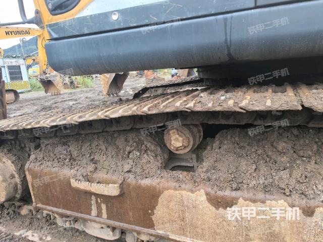 右側(cè)履帶整體（行走機(jī)構(gòu)）