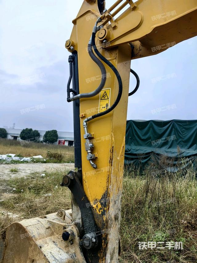 小臂整體左后（工作和回轉(zhuǎn)裝置）