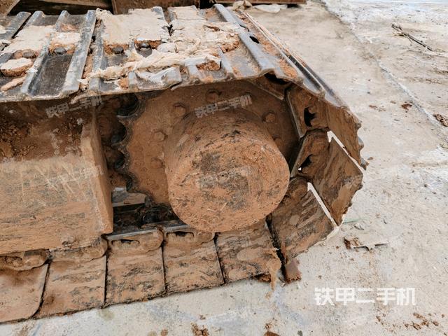 左導(dǎo)向輪（行走機(jī)構(gòu)）