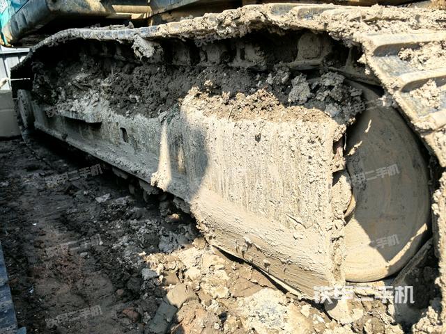 右侧行走马达盖板（行走机构）