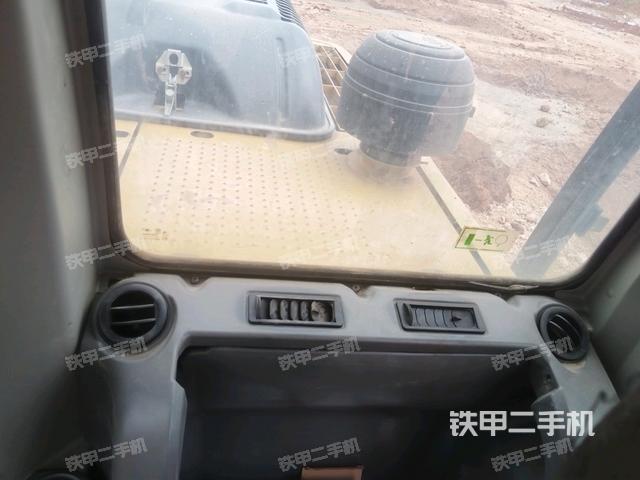 后窗玻璃角標(biāo)（駕駛室部分）