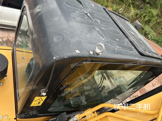 駕駛室頂部俯視（上車部件）