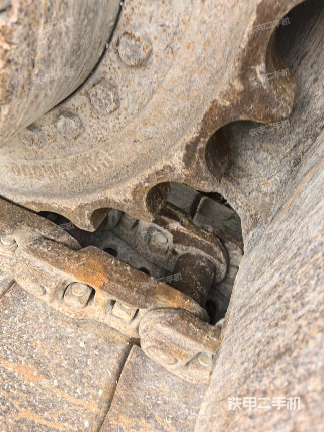 右導(dǎo)向輪（行走機(jī)構(gòu)）