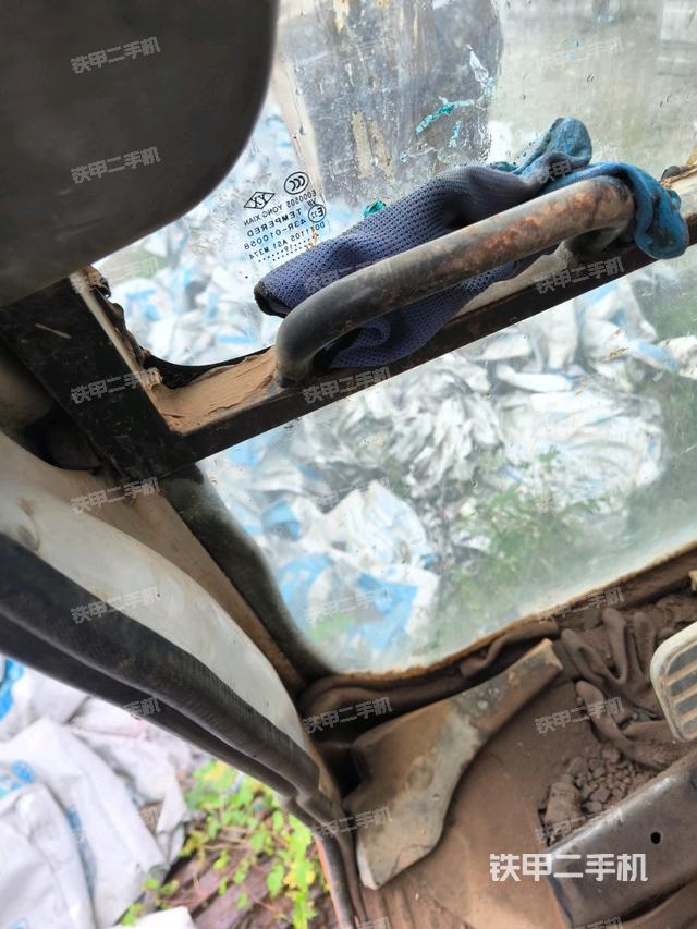 座椅后部（駕駛室部分）