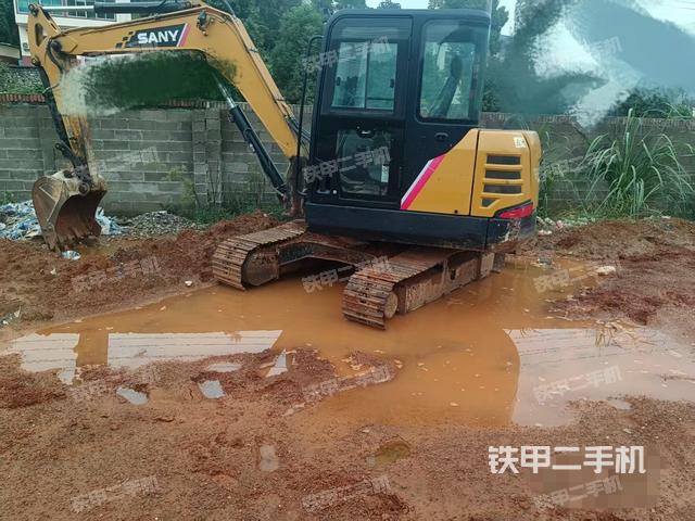 三一重工SY60C挖掘機