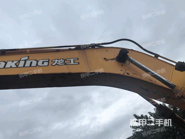 大臂油缸整體?豎拍（工作和回轉(zhuǎn)裝置）