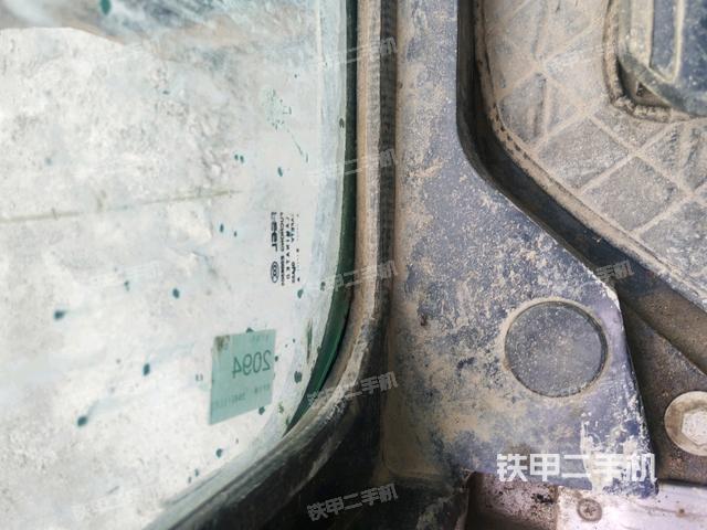 座椅后部（駕駛室部分）