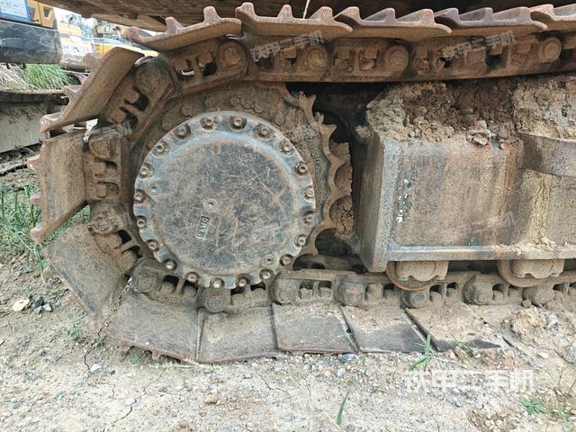 單側(cè)履帶整體（整機(jī)外觀）