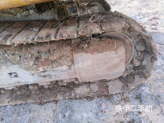 左導(dǎo)向輪（行走機(jī)構(gòu)）