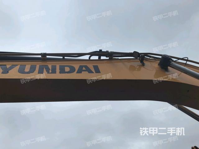 大臂油缸整體?豎拍（工作和回轉(zhuǎn)裝置）