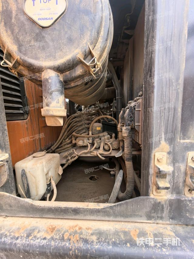 空濾倉整體（大件艙室）