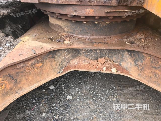 大臂根部?斜視（工作和回轉(zhuǎn)裝置）