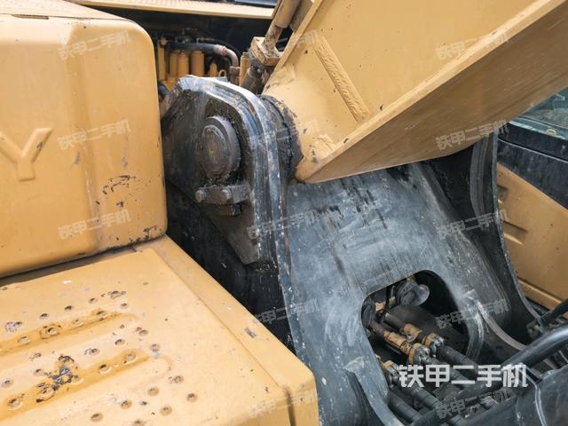 大臂根部?斜視（工作和回轉(zhuǎn)裝置）