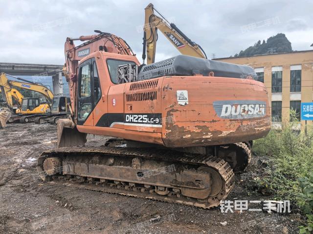 左后45（整機外觀）