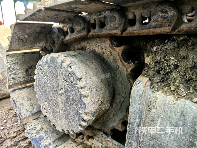 左側(cè)行走馬達(dá)蓋板（行走機(jī)構(gòu)）