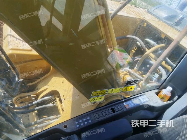 座椅左側(cè)控制臺(tái)/音響/含左手柄（駕駛室部分）