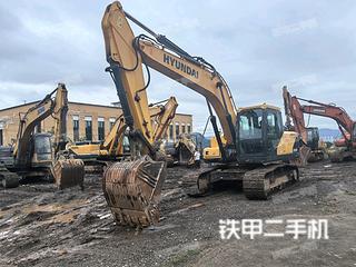 现代R215VS挖掘机实拍图片