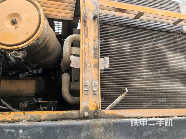 散熱器正面（大件艙室）