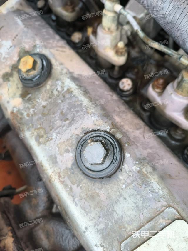 發(fā)動(dòng)機(jī)室（上車部件）