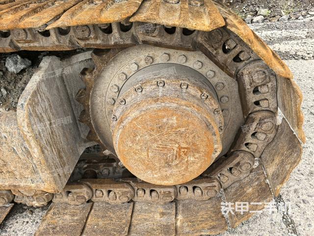 右側(cè)行走馬達(dá)蓋板（行走機(jī)構(gòu)）