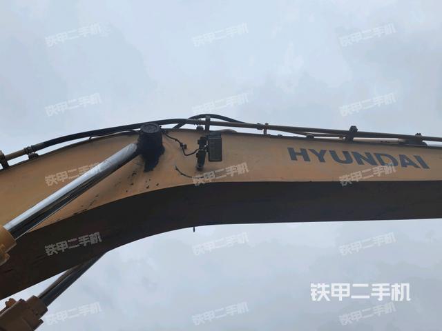 大臂油缸整體?豎拍（工作和回轉(zhuǎn)裝置）