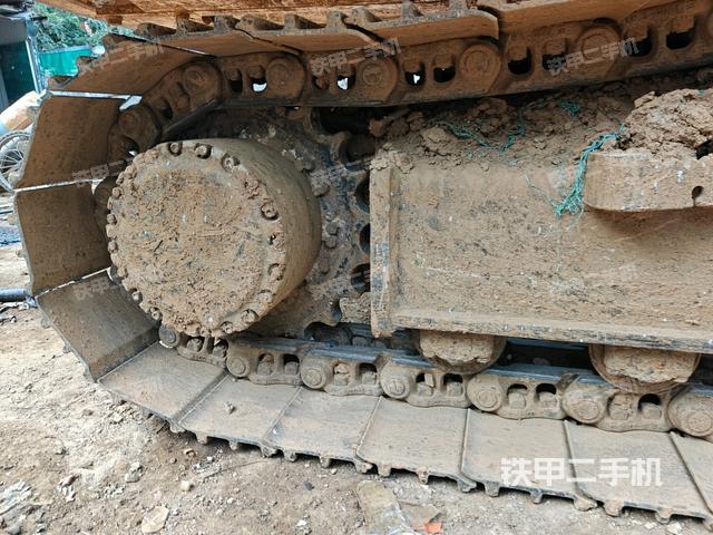 左側(cè)履帶整體?（行走機(jī)構(gòu)）