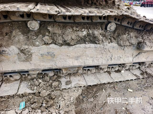 左側行走馬達蓋板（行走機構）