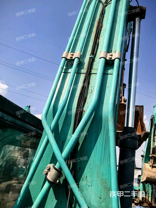 大臂背部俯視(工作和回轉裝置) 大臂背部俯視(工作和回轉裝置)