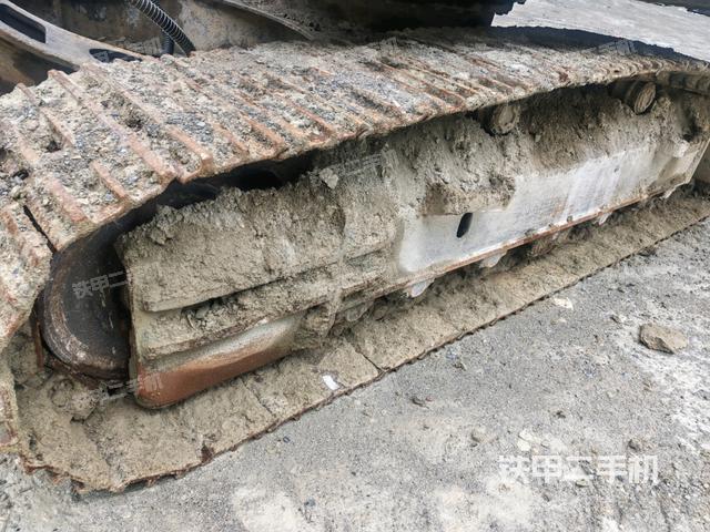 左側(cè)履帶整體?（行走機(jī)構(gòu)）