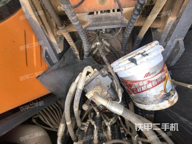 回轉(zhuǎn)馬達（上車部件）