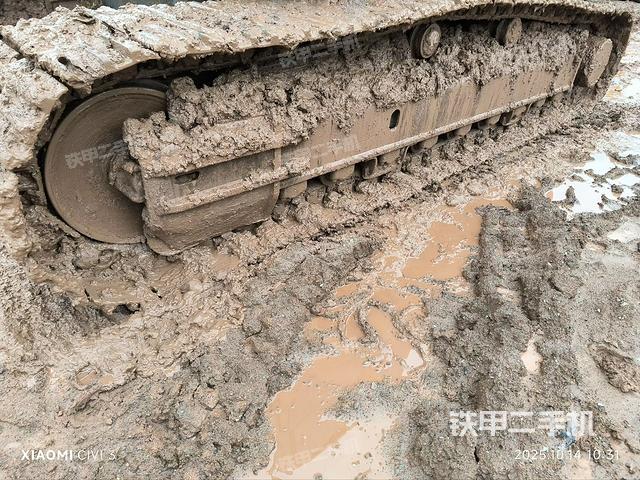 右側履帶整體（行走機構）