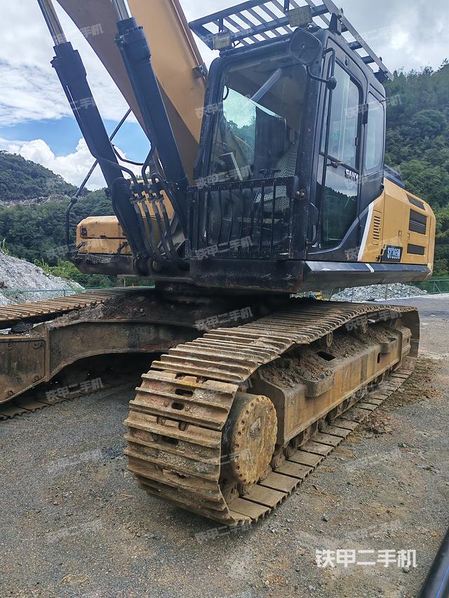 驾驶室整体（整机外观）