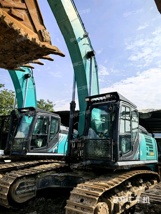 神鋼SK380XD-10挖掘機(jī)