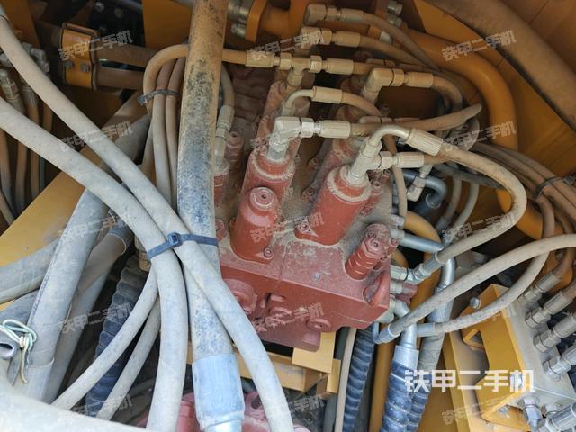 分配閥（上車部件）