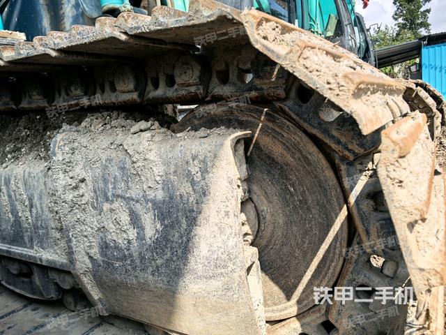 左導(dǎo)向輪（行走機(jī)構(gòu)）