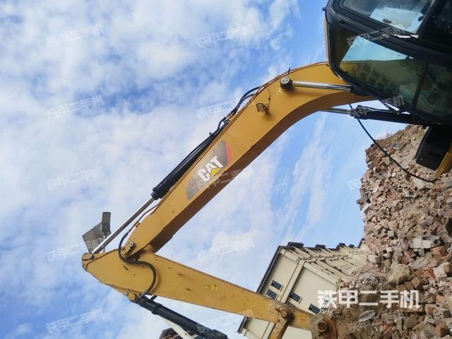 大臂整體?右側(cè)（工作和回轉(zhuǎn)裝置）