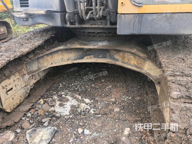 大臂根部?斜視（工作和回轉(zhuǎn)裝置）