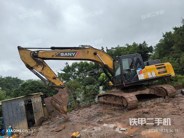 三一重工SY245H挖掘机