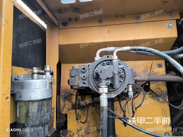 液壓泵斜45?左（大件艙室）