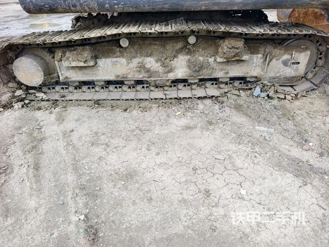 左側履帶整體?（行走機構）